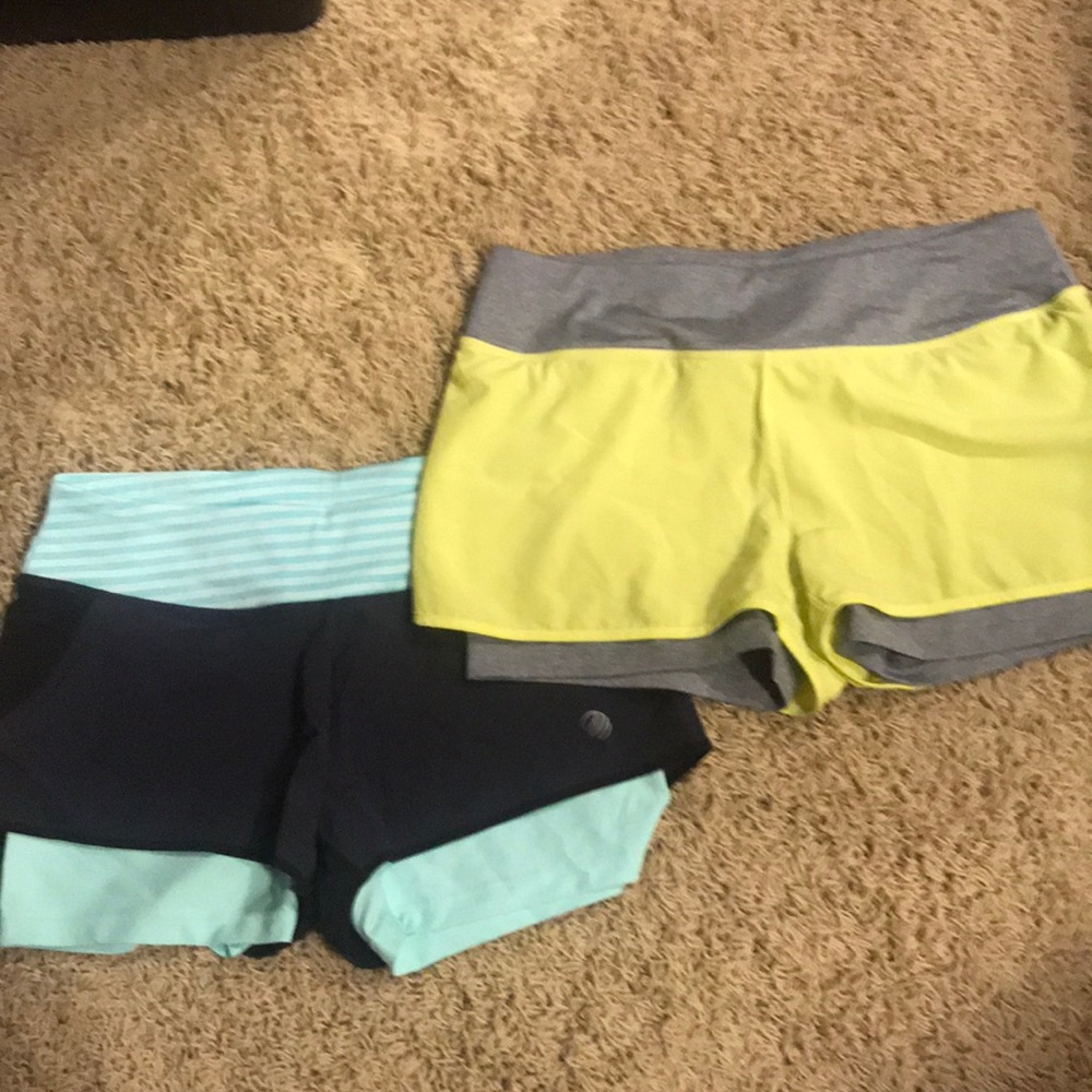 Running shorts